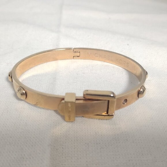 ❤️LOT 2 MICHAEL KORS Silver / Gold Buckle Hinged Studded Bracelet - Picture 3 of 6